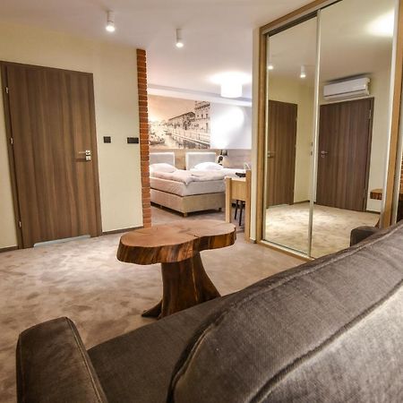 Strzelnica Hotel I Restauracja Starogard Gdański Esterno foto