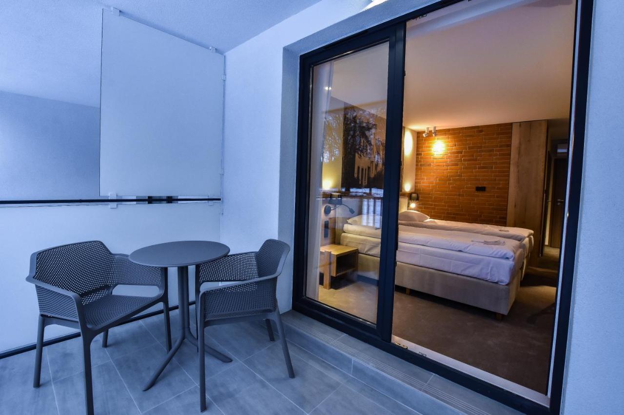 Strzelnica Hotel I Restauracja Starogard Gdański Esterno foto