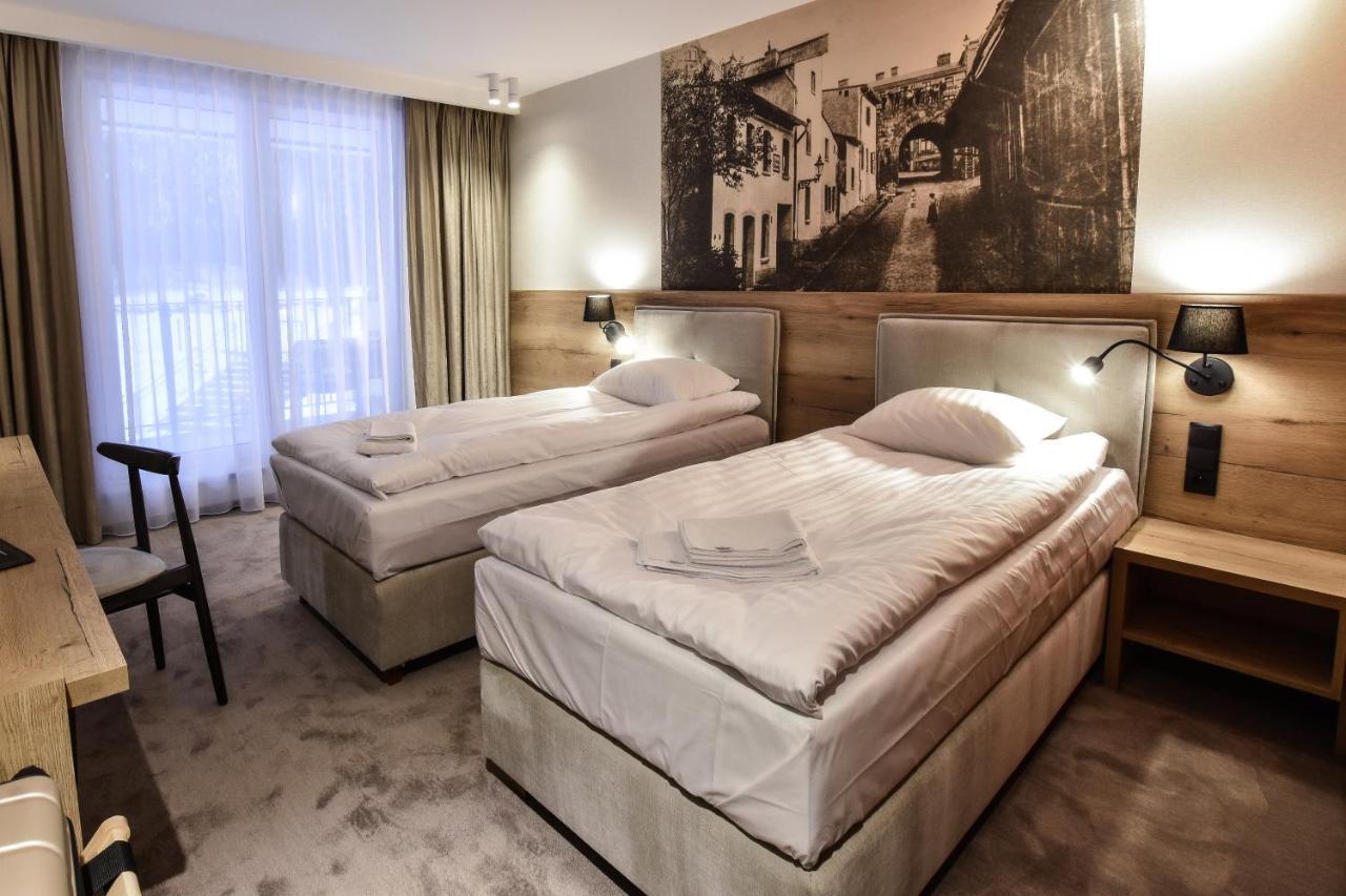 Strzelnica Hotel I Restauracja Starogard Gdański Esterno foto